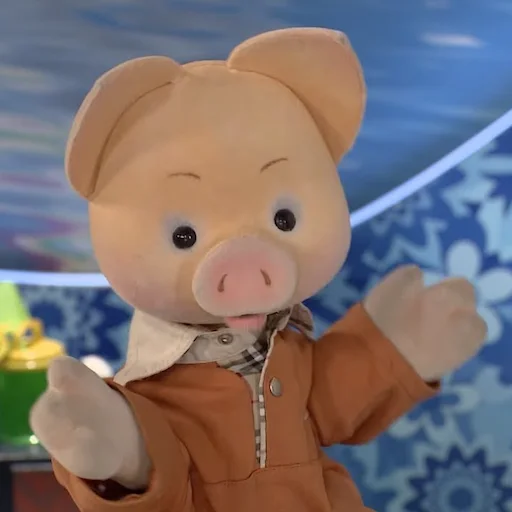 🐷 Стикер «смотрю русское тв и радуюсь жизни» для Telegram