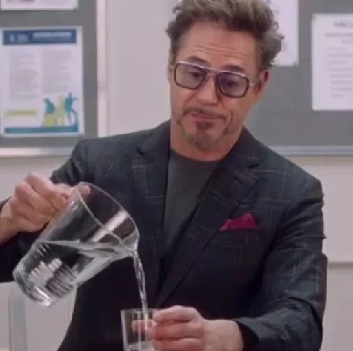 🧐 Стикер «Robert Downey Jr.» для Telegram