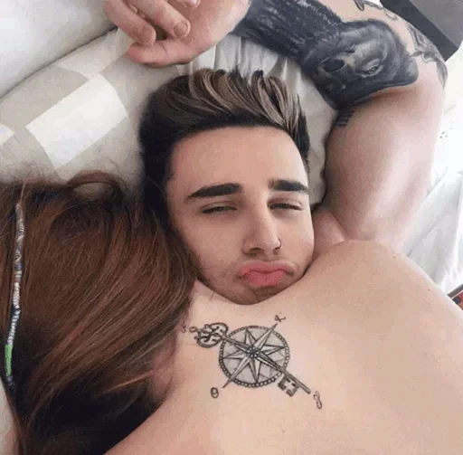 😚 Стикер «Real Guy» для Telegram