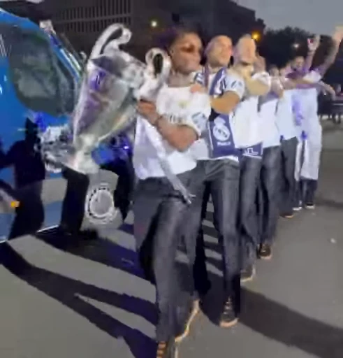 🤍 Стикер «Real Madrid» для Telegram