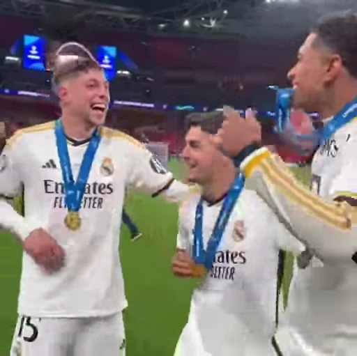 🤍 Стикер «Real Madrid» для Telegram