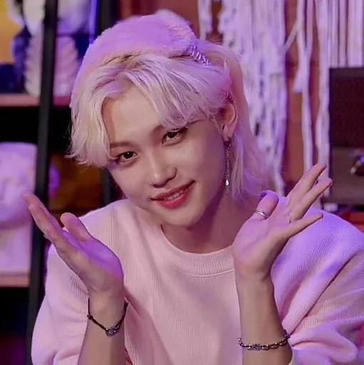🧸 Стикер «Stray Kids» для Telegram