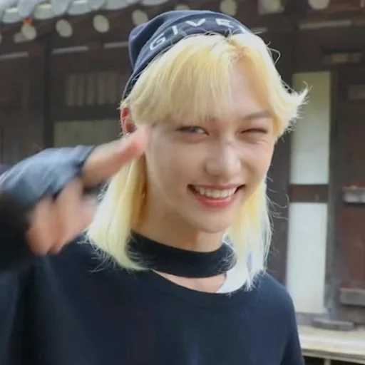 🧸 Стикер «Stray Kids» для Telegram