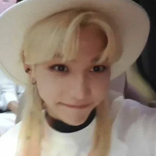 🧸 Стикер «Stray Kids» для Telegram