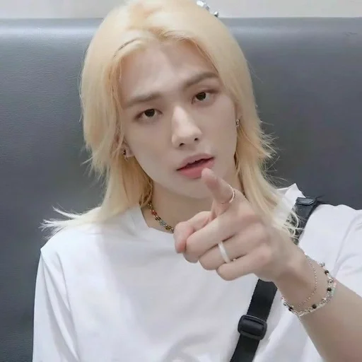 🎞 Стикер «Stray Kids» для Telegram