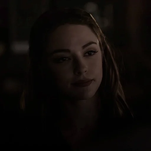 🌟 Стикер «lizzie saltzman» для Telegram