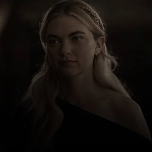 🌟 Стикер «lizzie saltzman» для Telegram