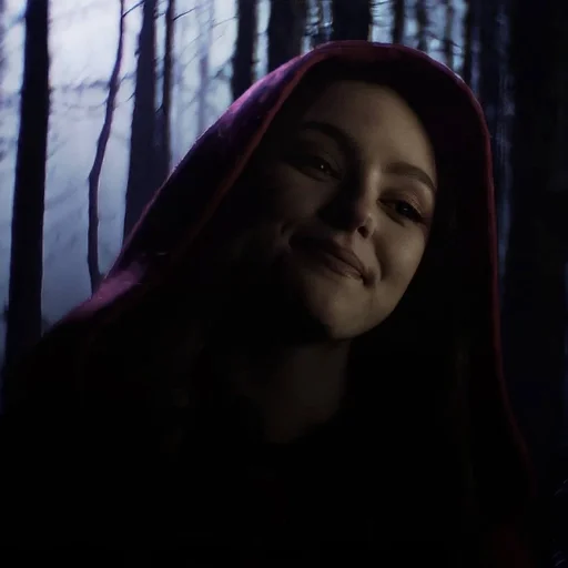 🌟 Стикер «lizzie saltzman» для Telegram