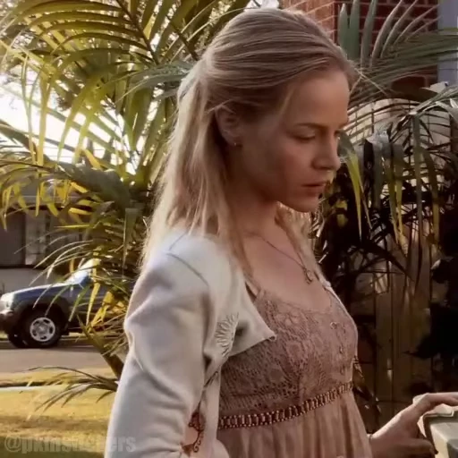 🥾 Стикер «Rita Morgan» для Telegram