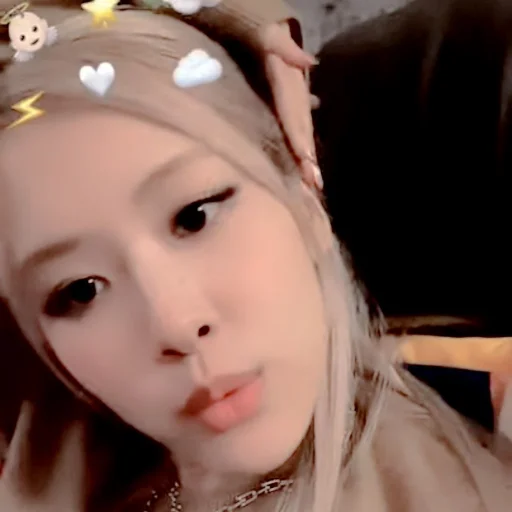 🥡 Стикер «kim jisoo blackpink» для Telegram