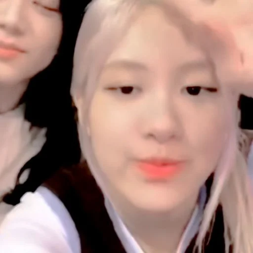 🥡 Стикер «kim jisoo blackpink» для Telegram
