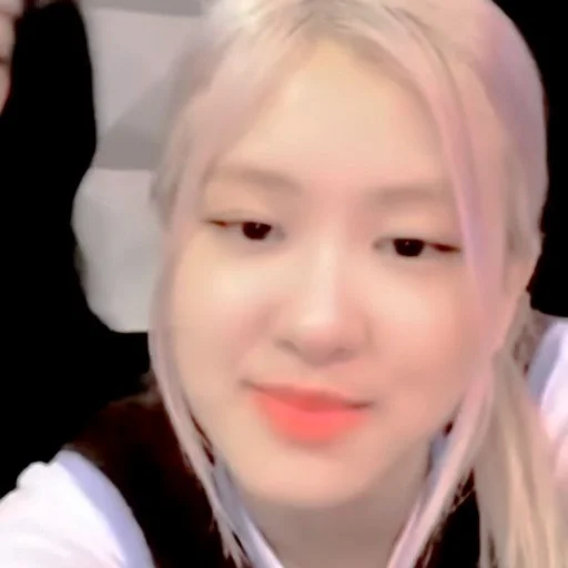 🥡 Стикер «kim jisoo blackpink» для Telegram