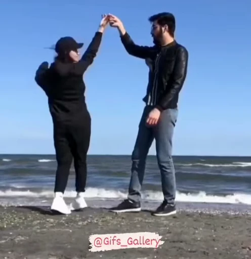 ❤ Стикер «Romantic» для Telegram