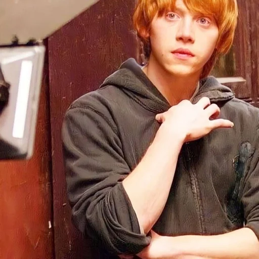 🤍 Стикер «Ron Weasley» для Telegram