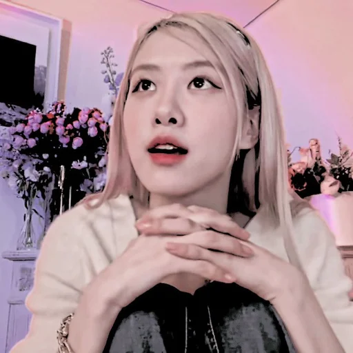 🍎 Стикер «alyra jellena» для Telegram