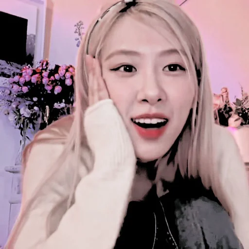 🍎 Стикер «alyra jellena» для Telegram