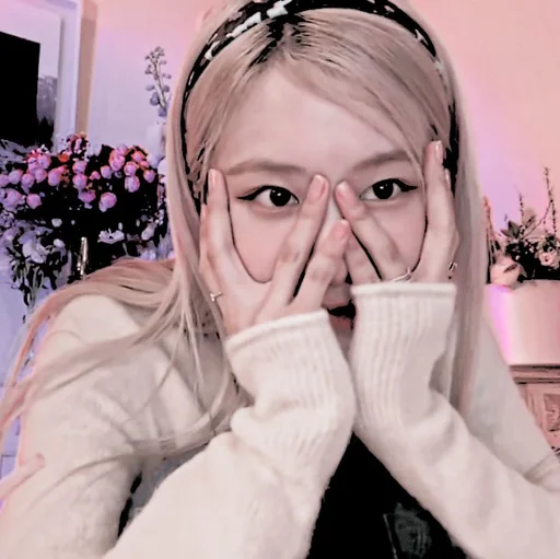 🍎 Стикер «alyra jellena» для Telegram