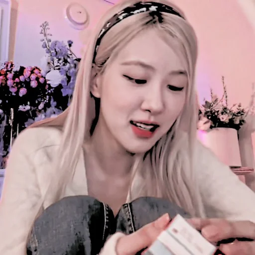 🍎 Стикер «alyra jellena» для Telegram
