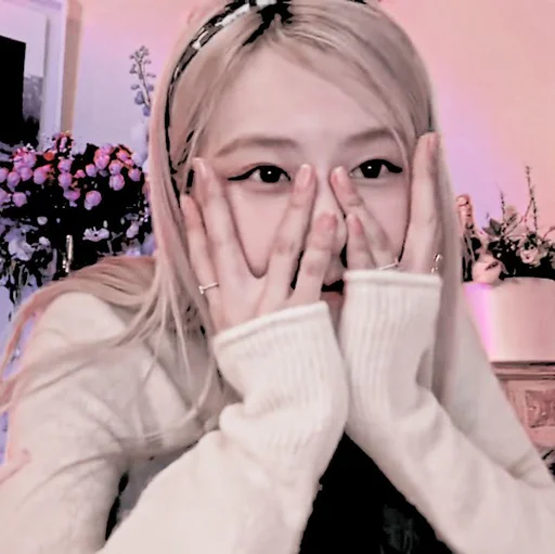 🍎 Стикер «alyra jellena» для Telegram
