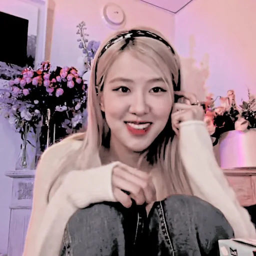 🍎 Стикер «alyra jellena» для Telegram