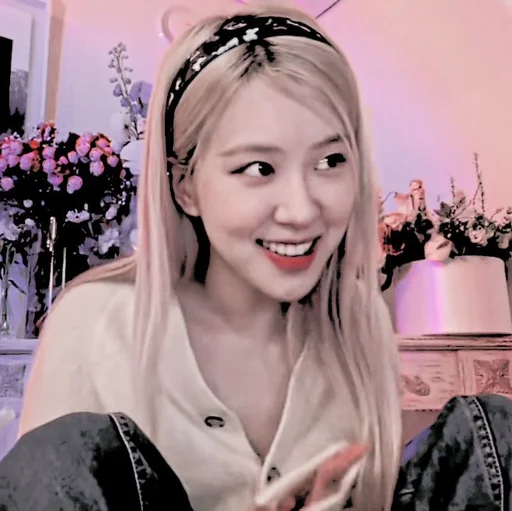 🍎 Стикер «alyra jellena» для Telegram