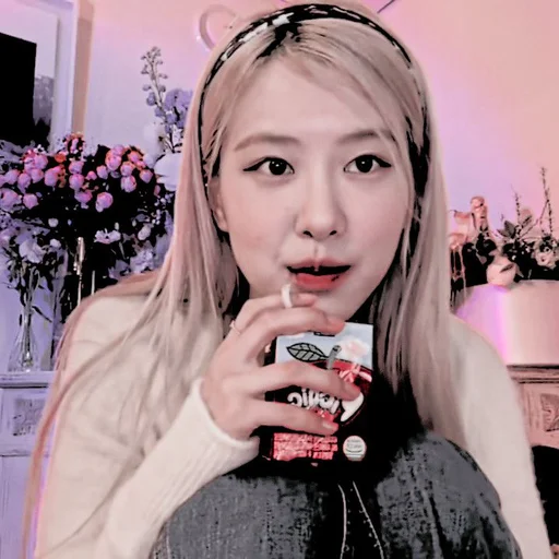 🍎 Стикер «alyra jellena» для Telegram