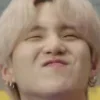 Стикер 25 Bts