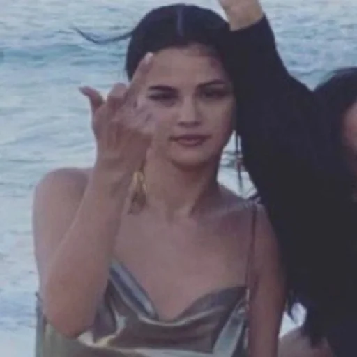 🖕 Стикер «SelenaGomez» для Telegram