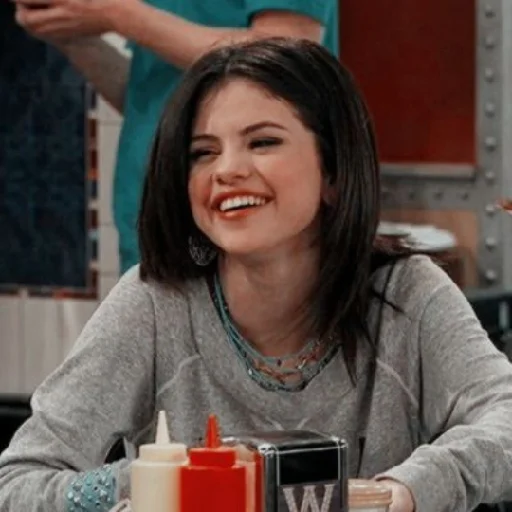 😄 Стикер «SelenaGomez» для Telegram
