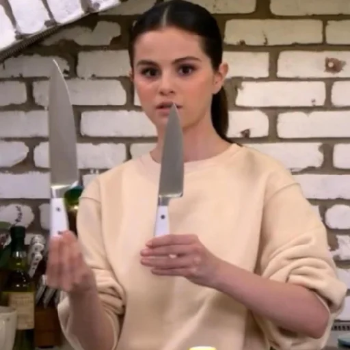🔪 Стикер «SelenaGomez» для Telegram