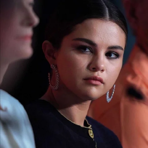😐 Стикер «SelenaGomez» для Telegram