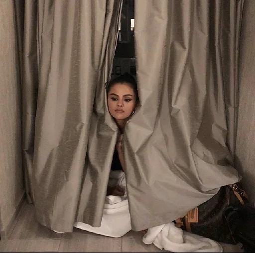 🌝 Стикер «SelenaGomez» для Telegram