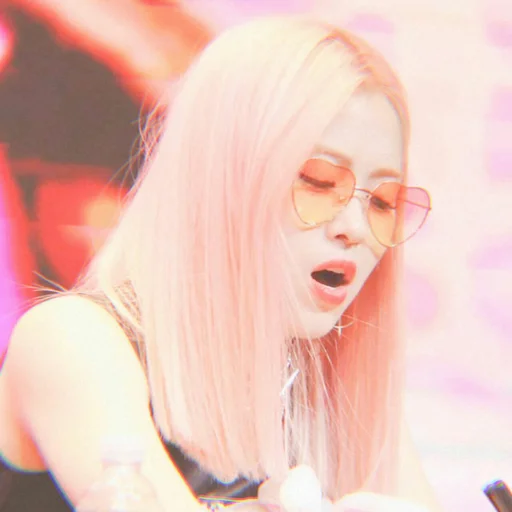 🐚 Стикер «Itzy» для Telegram