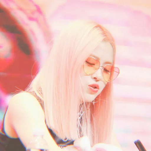 🐚 Стикер «Itzy» для Telegram