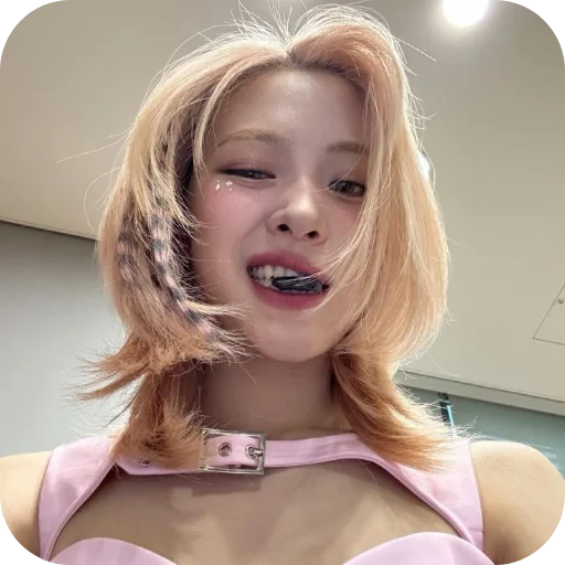 😬 Стикер «Ryujin» для Telegram