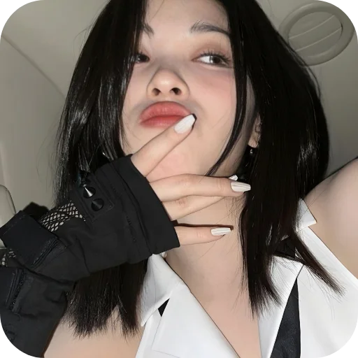 🤨 Стикер «Ryujin» для Telegram