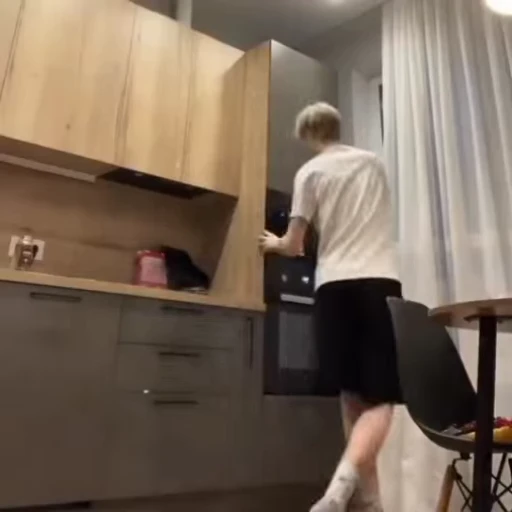 🥳 Стикер «дилблин?..» для Telegram