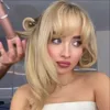 Стикер 48 Sabrina Carpenter