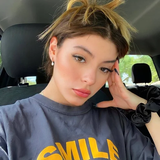 🥯 Стикер «Sabrina Quesada» для Telegram