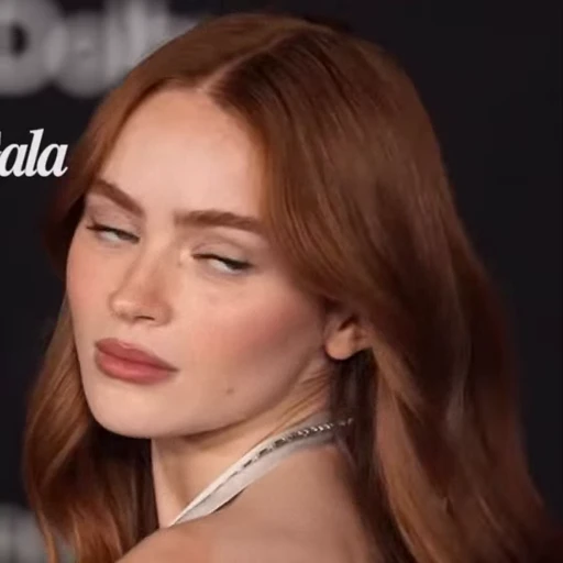 🤩 Стикер «Sadie Sink» для Telegram