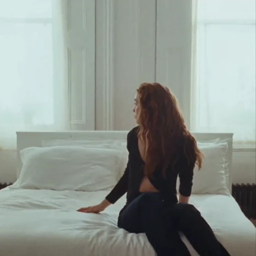 🤩 Стикер «Sadie Sink» для Telegram