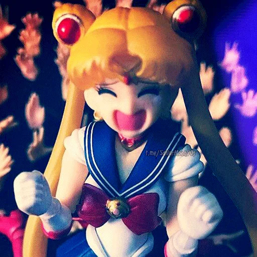 😭 Стикер «Sailor Moon Dolls» для Telegram