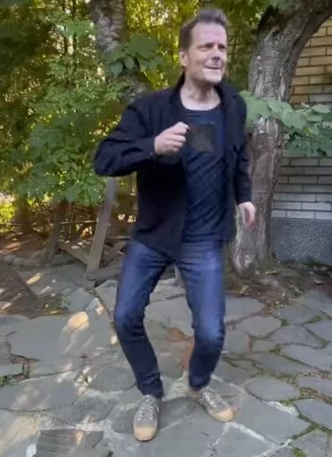 ☕️ Стикер «Sam Coffee Lake» для Telegram