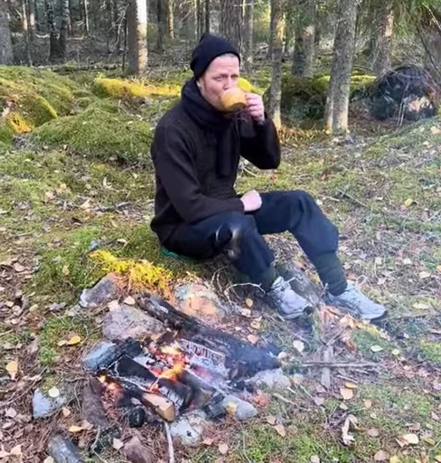 ☕️ Стикер «Sam Coffee Lake» для Telegram