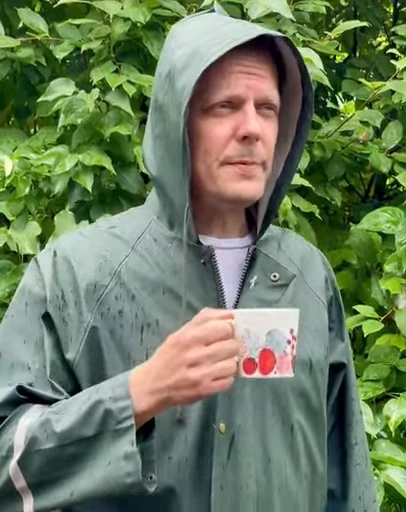 ☕️ Стикер «Sam Coffee Lake» для Telegram