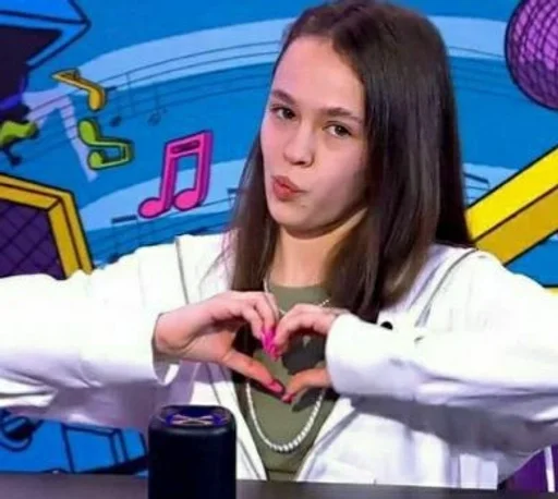 ❤️ Стикер «Инстасамка» для Telegram