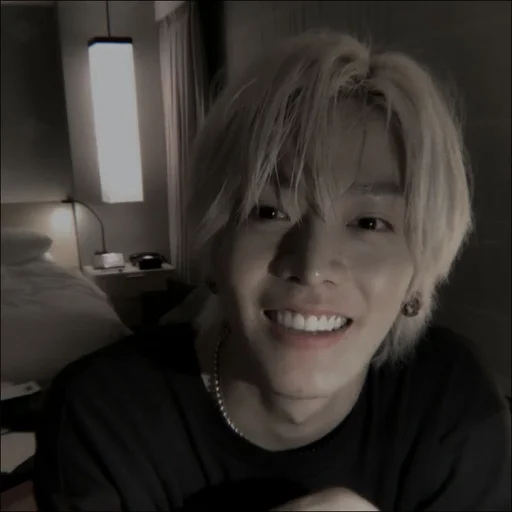 🍉 Стикер «kembaran yuta» для Telegram