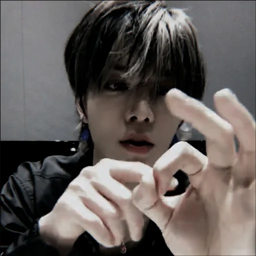 🍉 Стикер «kembaran yuta» для Telegram