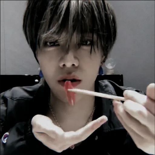 🍉 Стикер «kembaran yuta» для Telegram