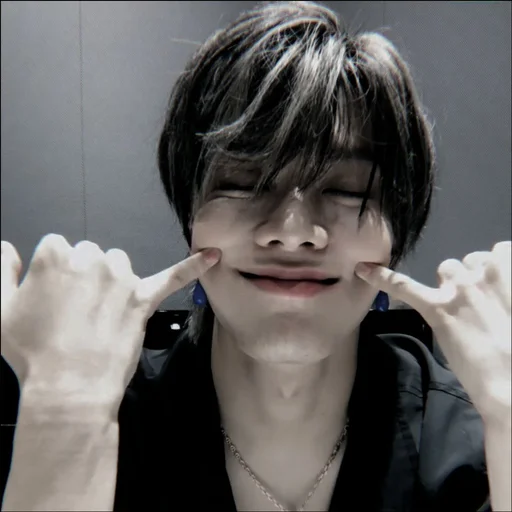 🍉 Стикер «kembaran yuta» для Telegram